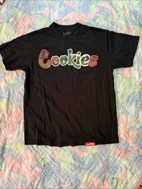 Cookies Black camo Logo Tee Script- medium 100%cotton